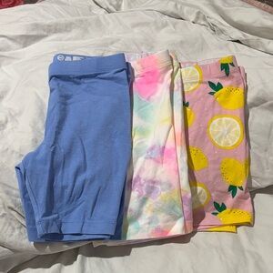 Colorful girls 7/8 cartwheel bike Shorts Set euc blue tie dye and lemons